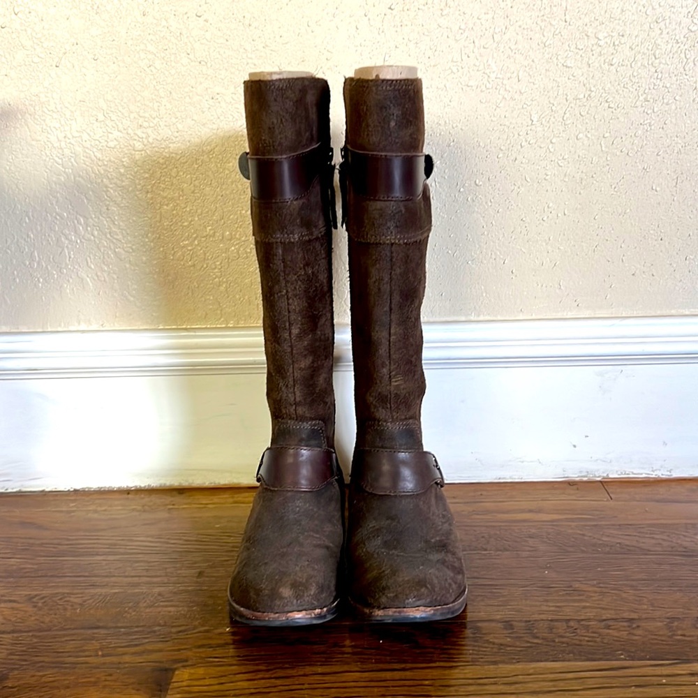 Tall Brown Boots (UGG)